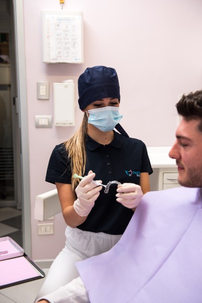 sbiancamento 3 - Studio Dental Cure Sacchi